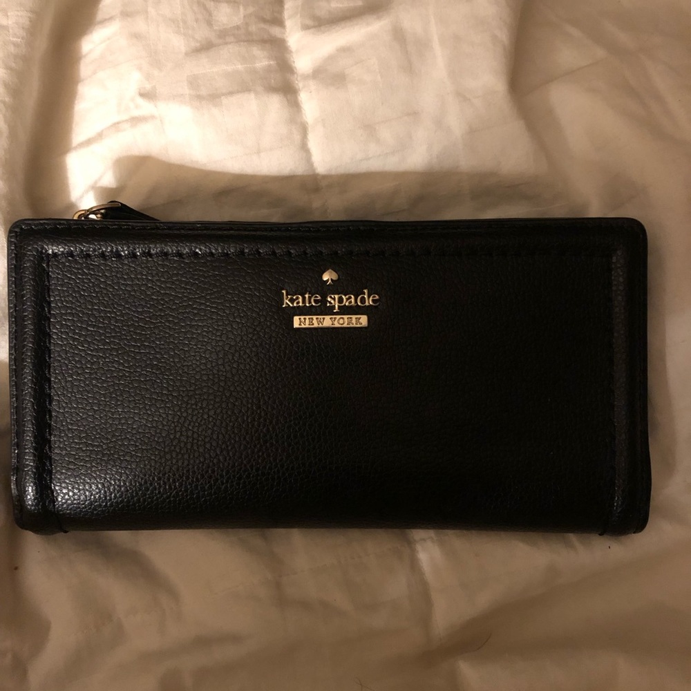 Kate Spade Like new wallet!